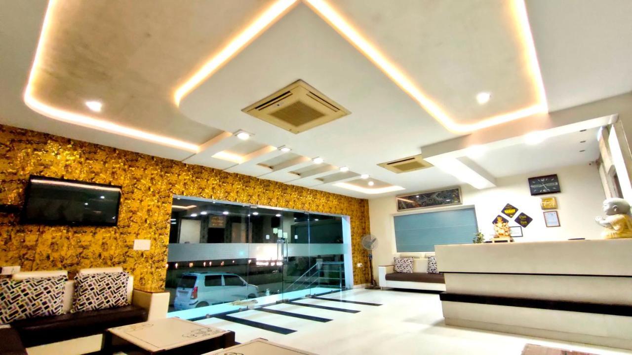 Hotel Karan Vilas Агра Екстер'єр фото